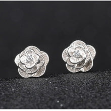 Load image into Gallery viewer, Fashion Earrings Small Daisy Flowers Senior Flower Earrings