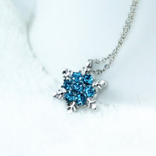Load image into Gallery viewer, Simple Water Drop Design Crystal Pendant Necklace